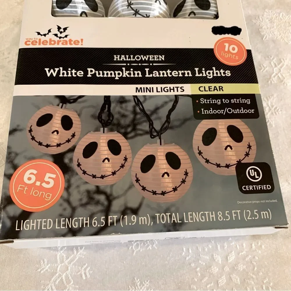 NWT Celebrate Halloween White Pumpkin Lantern String Lights Clear 6.5 ft - Picture 4 of 5